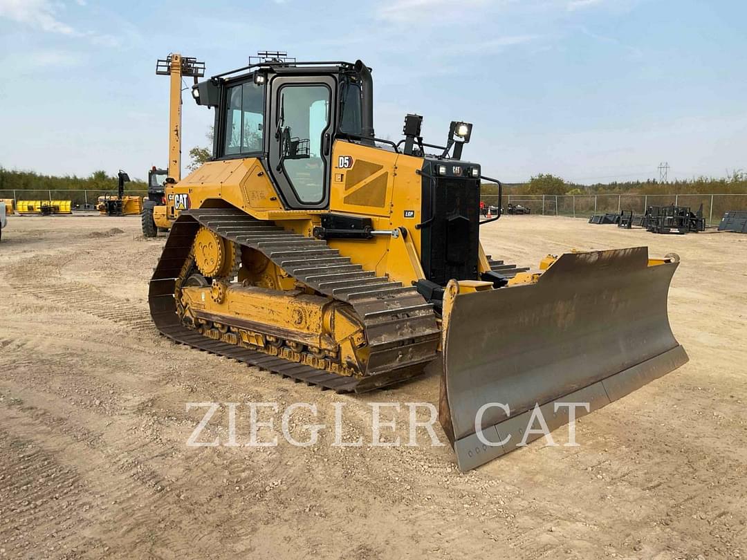 Image of Caterpillar D5 Primary image