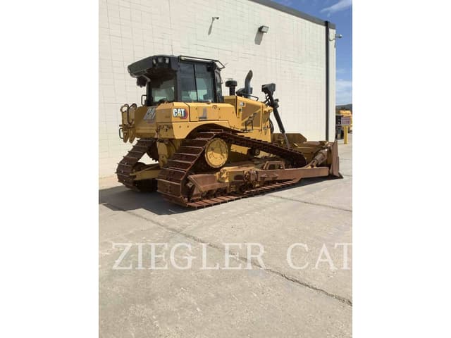 Image of Caterpillar D6LGP equipment image 2