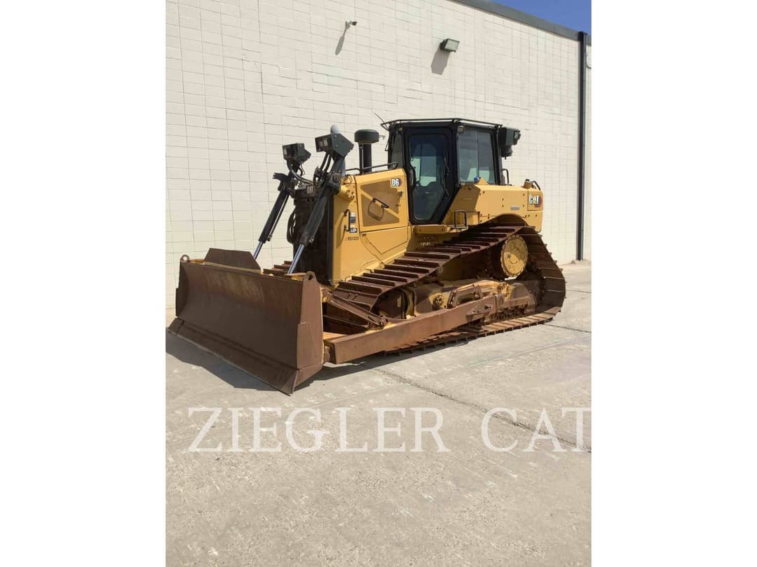 Image of Caterpillar D6LGP Primary image