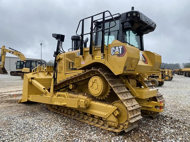 Image of Caterpillar D7 equipment image 1