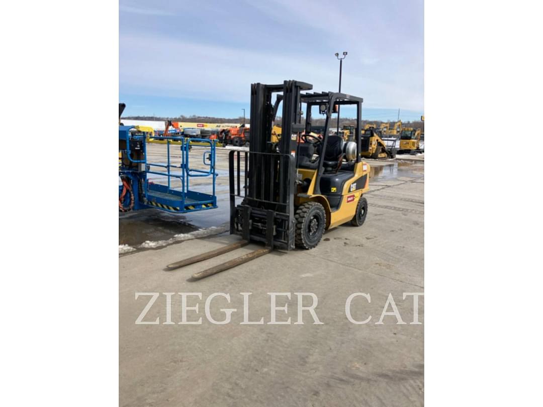 Image of Caterpillar GP25 Image 1