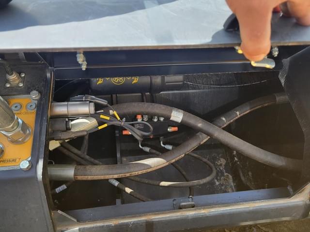 Image of Caterpillar HM415C equipment image 3