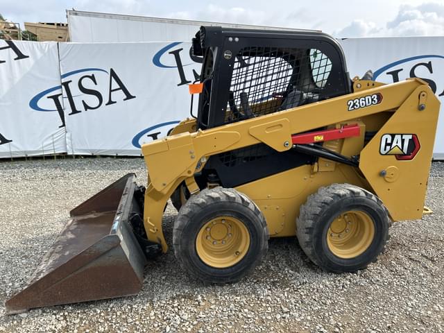 Image of Caterpillar 236D3 equipment image 1