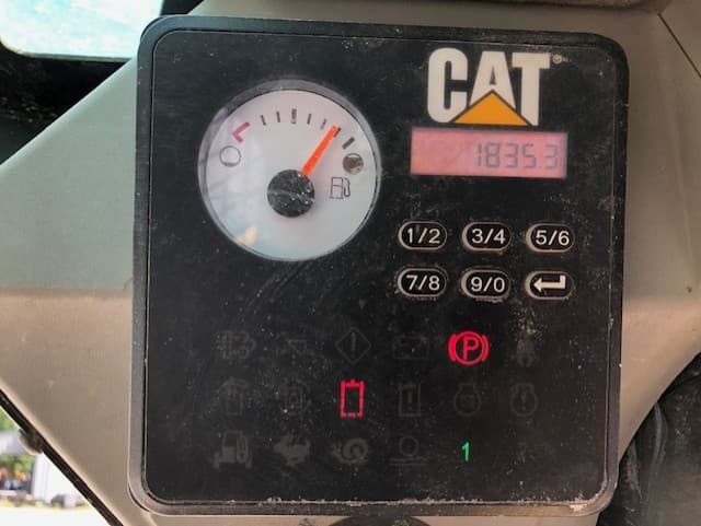 Image of Caterpillar 239D equipment image 1