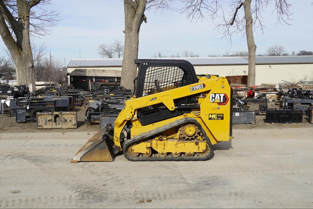 Image of Caterpillar 239D3 Primary image