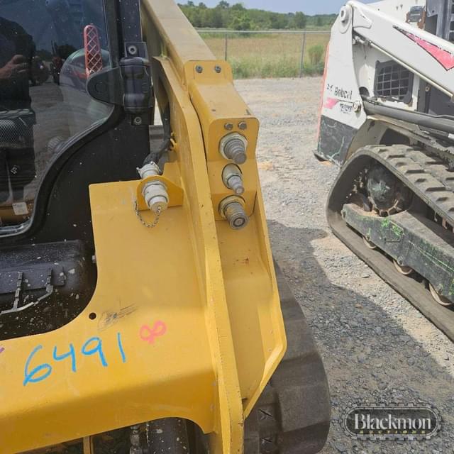 Image of Caterpillar 259D3 equipment image 3