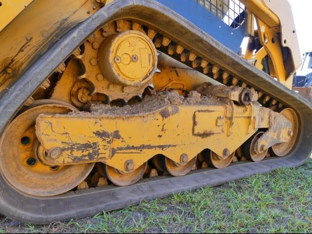 Image of Caterpillar 259D3 equipment image 4