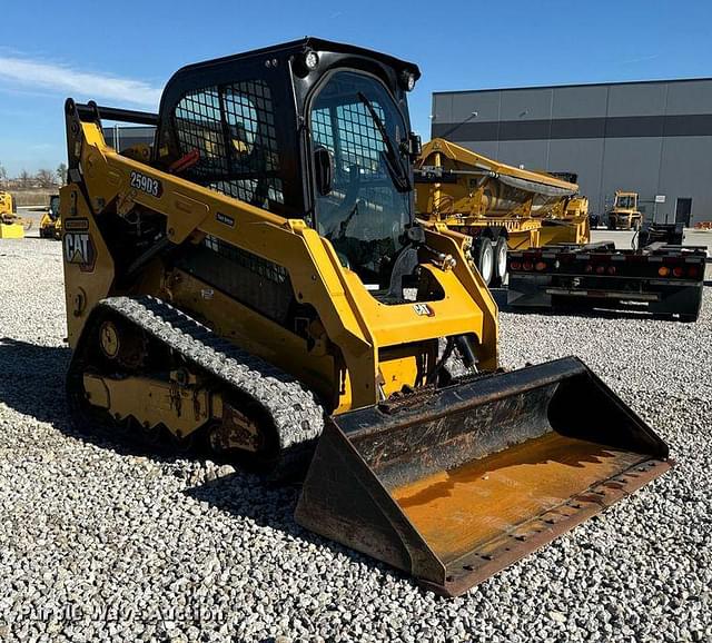 Image of Caterpillar 259D3 equipment image 2