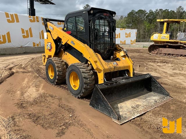 Image of Caterpillar 262D3 equipment image 4