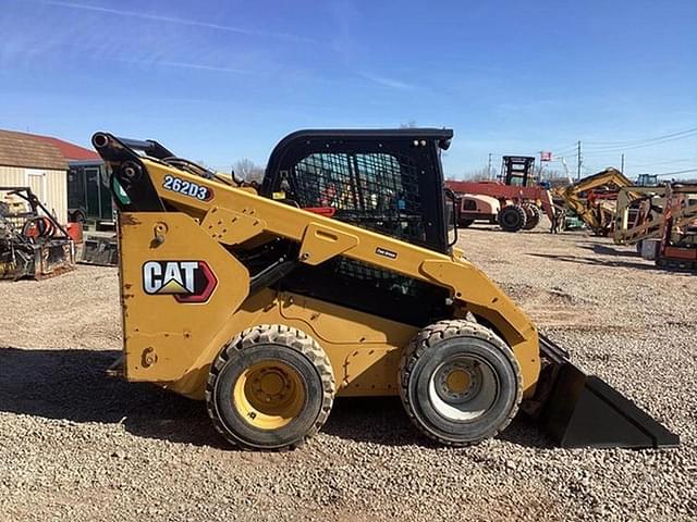 Image of Caterpillar 262D3 equipment image 4