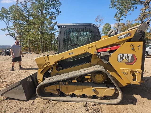 Image of Caterpillar 299D3 equipment image 3