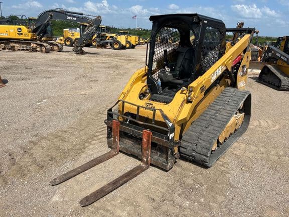 Image of Caterpillar 299D3 Primary image