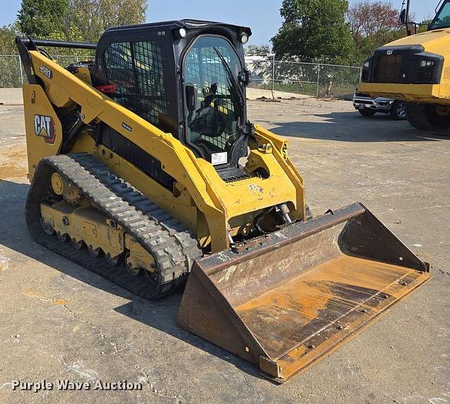 Image of Caterpillar 299D3 equipment image 2