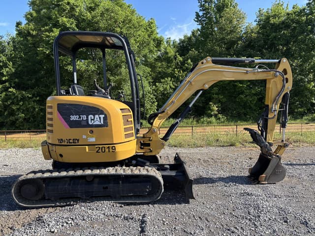 Image of Caterpillar 302.7D CR equipment image 3