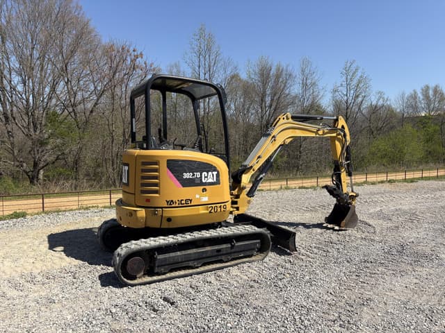 Image of Caterpillar 302.7D CR equipment image 2