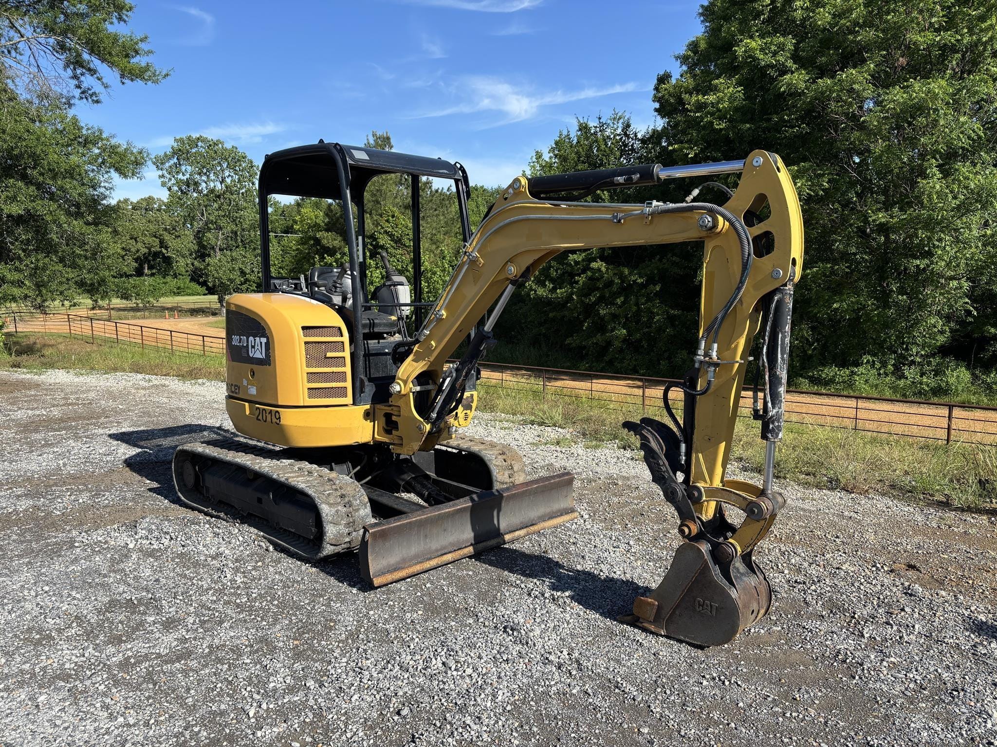 2020 Caterpillar 302.7D CR Equipment Image0