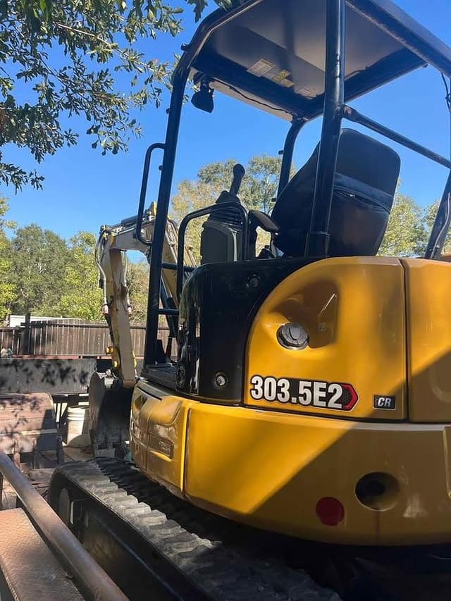 Image of Caterpillar 303.5E2 CR equipment image 3