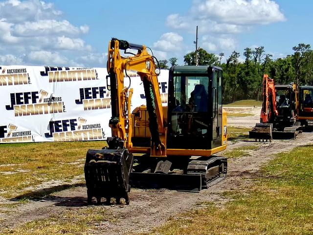 Image of Caterpillar 305.5E2 equipment image 1