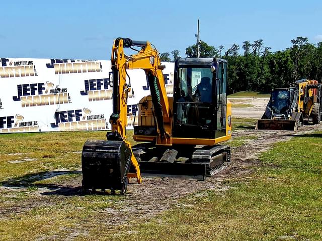 Image of Caterpillar 305.5E2 equipment image 1