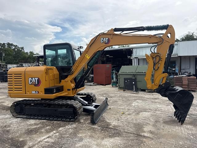 Image of Caterpillar 305.5E2 equipment image 3