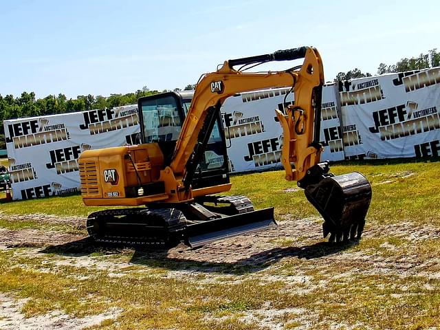 Image of Caterpillar 305.5E2 equipment image 2