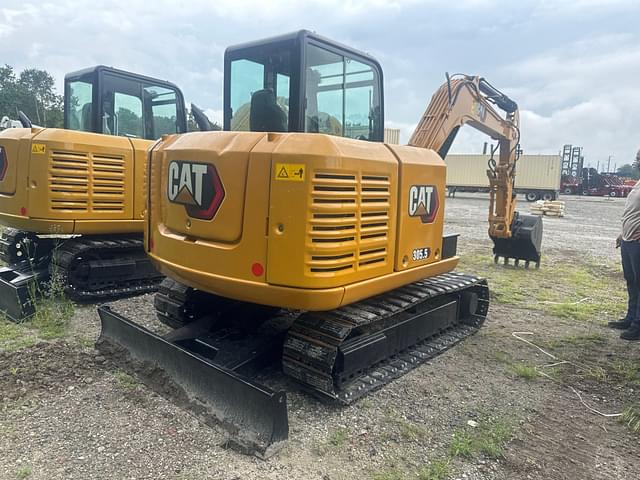 Image of Caterpillar 305.5E2 equipment image 3
