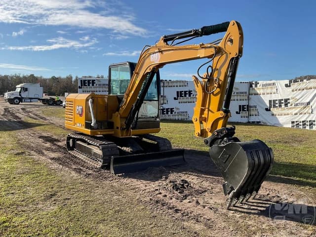 Image of Caterpillar 305.5E2 equipment image 2