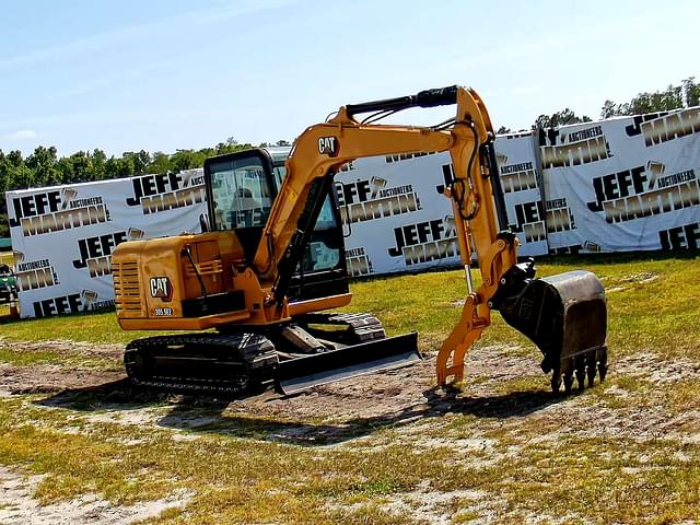 Image of Caterpillar 305.5E2 equipment image 2