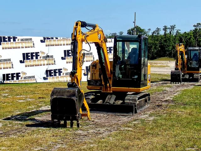 Image of Caterpillar 305.5E2 equipment image 1