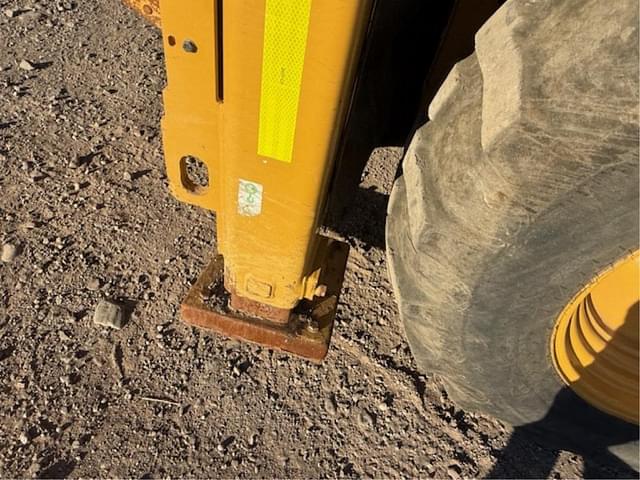Image of Caterpillar 426F2 equipment image 3