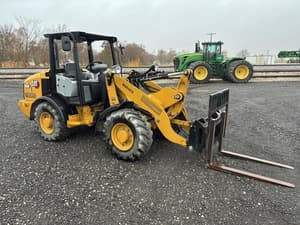 2021 Caterpillar 906M Image