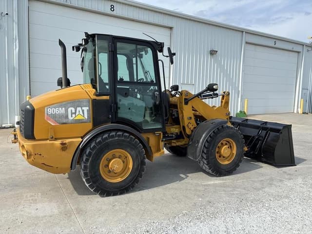 Image of Caterpillar 906M equipment image 2
