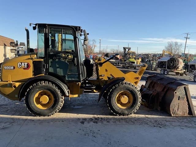 Image of Caterpillar 906M equipment image 4
