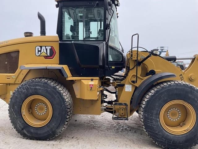 Image of Caterpillar 926M equipment image 4