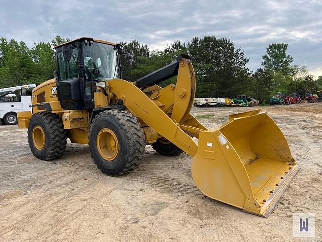 Image of Caterpillar 938M equipment image 2