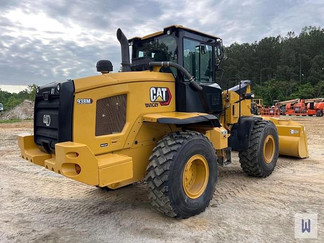 Image of Caterpillar 938M equipment image 4