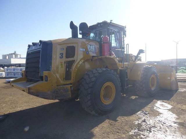 Image of Caterpillar 966M equipment image 2