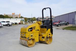 2021 Caterpillar CB1.7 Image