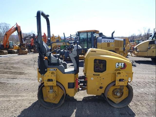 Image of Caterpillar CB2.7 equipment image 2