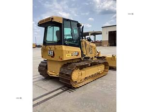 Main image Caterpillar D2 5