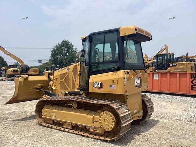 Image of Caterpillar D3 equipment image 3