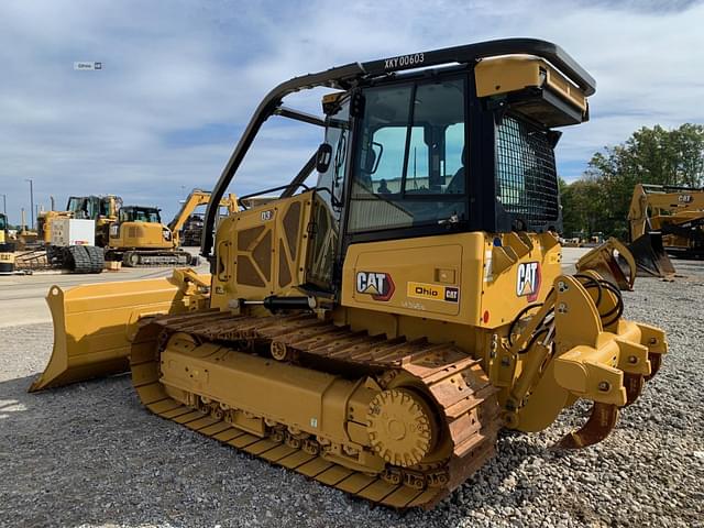 Image of Caterpillar D3 equipment image 4