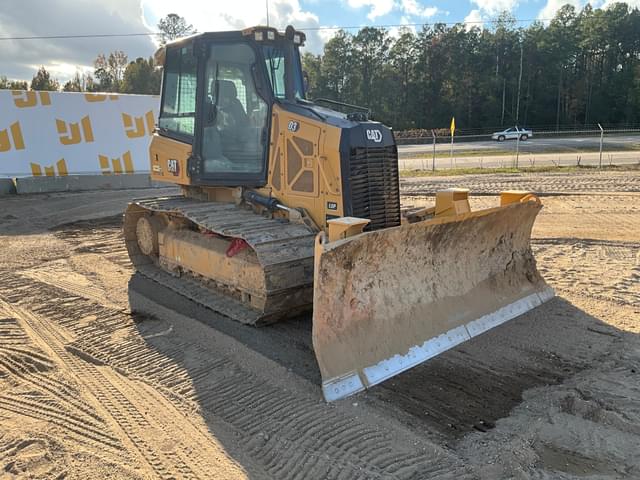 Image of Caterpillar D3 equipment image 2