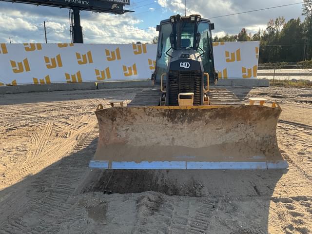 Image of Caterpillar D3 equipment image 1