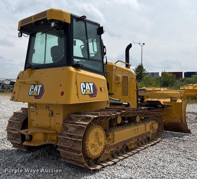 Image of Caterpillar D4 equipment image 4