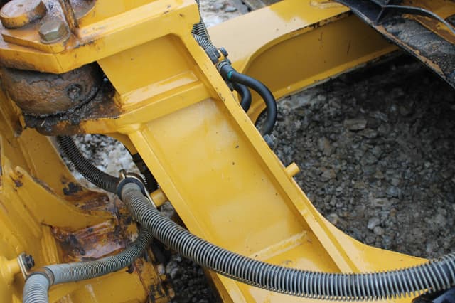 Image of Caterpillar D4LGP equipment image 4