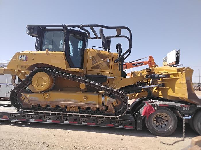 Image of Caterpillar D6T XL Image 0