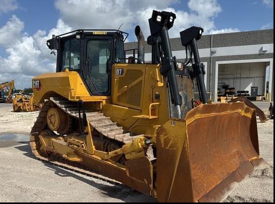 Image of Caterpillar D7 Primary Image