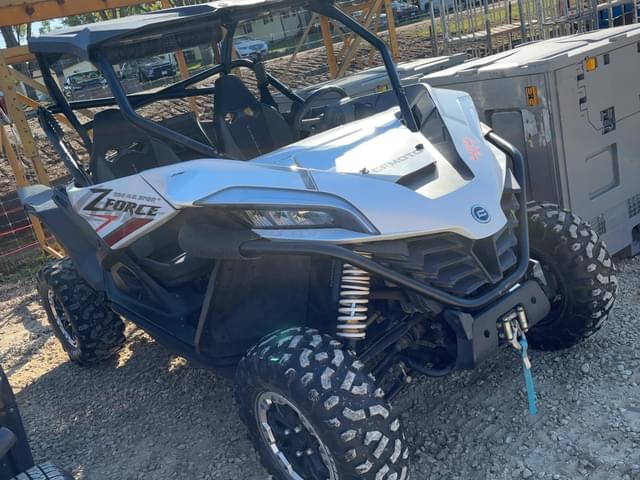 Image of CFMoto ZForce 950 equipment image 1