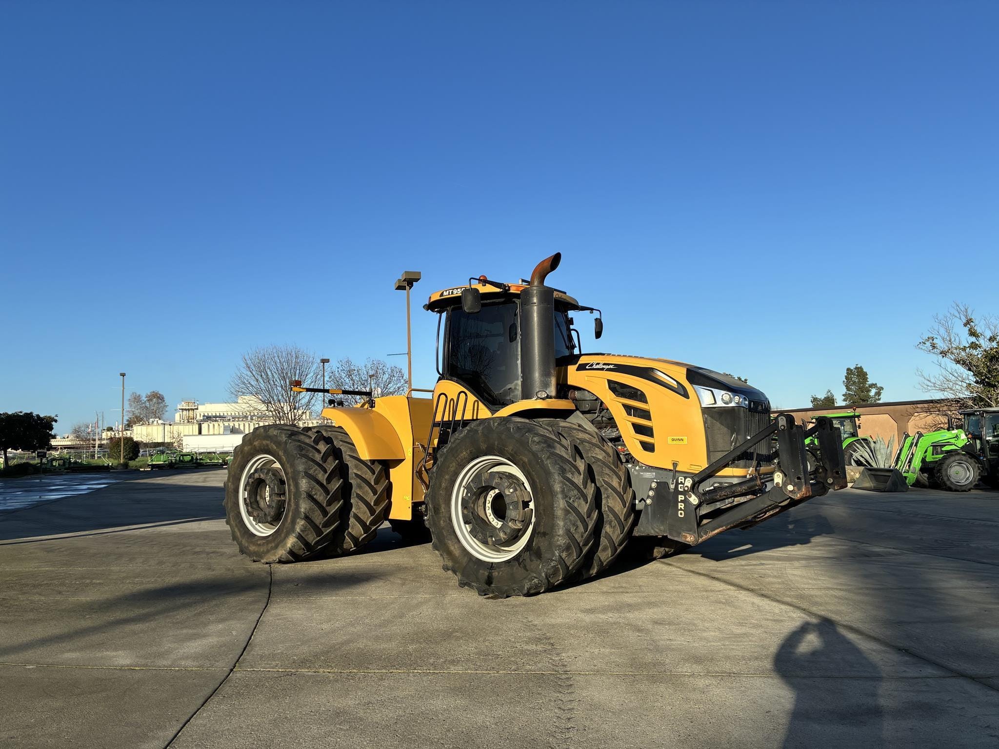 2021 Challenger MT955E Equipment Image0